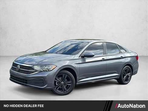 Used 2022 Volkswagen Jetta SE w/ Panoramic Sunroof Package FWD image 1