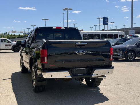 Used 2019 Ford F150 Lariat w/ Equipment Group 502A Luxury AWD/4WD image 7