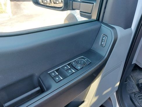 New 2026 Ford F550 4x4 Crew Cab image 12