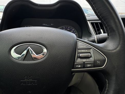 Used 2017 INFINITI Q50 3.0t Premium w/ Cargo Package (L95) image 11