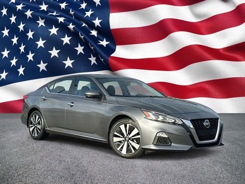 Used 2022 Nissan Altima 2.5 SV w/ SV Premium Package image 11