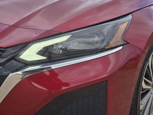 Used 2023 Nissan Altima 2.5 SL image 9