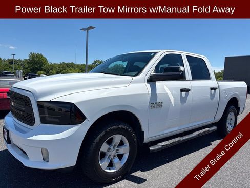 Used 2018 RAM 1500 Express AWD/4WD image 4
