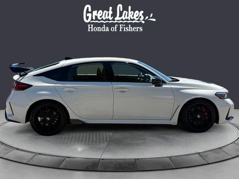 Used 2023 Honda Civic Type R image 6