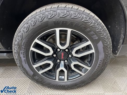 Used 2021 GMC Yukon AT4 w/ AT4 Premium Plus Package image 29