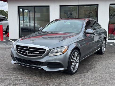 Used 2017 Mercedes-Benz C 300 Sport image 3