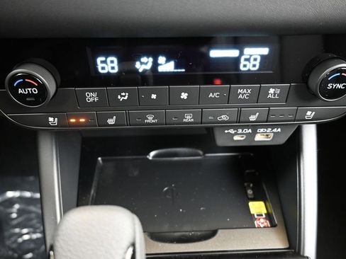 New 2026 Subaru Outback Touring XT image 37