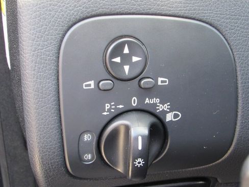 Used 2008 Mercedes-Benz CLK 350 Coupe image 18