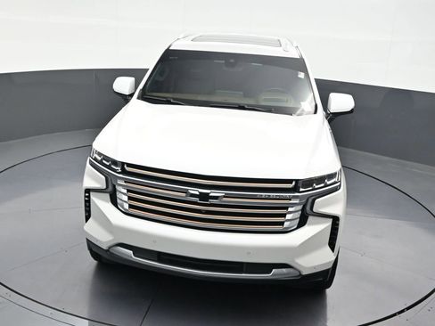 Used 2021 Chevrolet Tahoe High Country w/ Premium Package AWD/4WD image 24