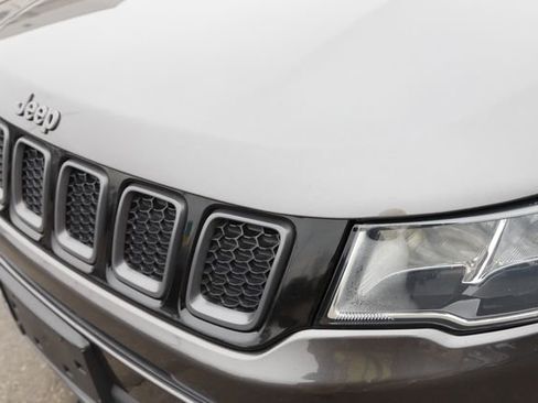 Used 2021 Jeep Compass Latitude AWD/4WD image 10