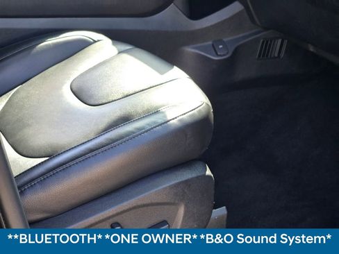 Used 2022 Ford Edge Titanium image 11