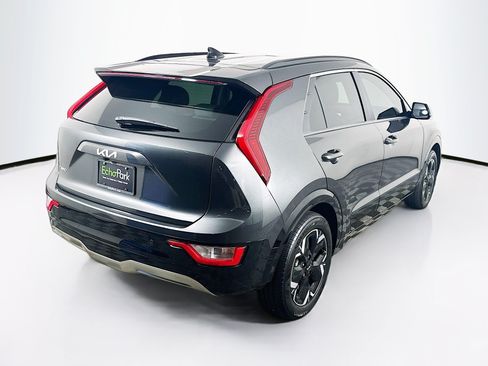 Used 2023 Kia Niro Wind FWD image 9
