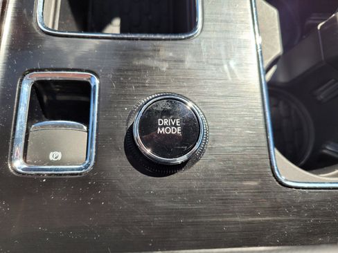 Used 2024 Lincoln Aviator Reserve w/ Equipment Group 201A image 25