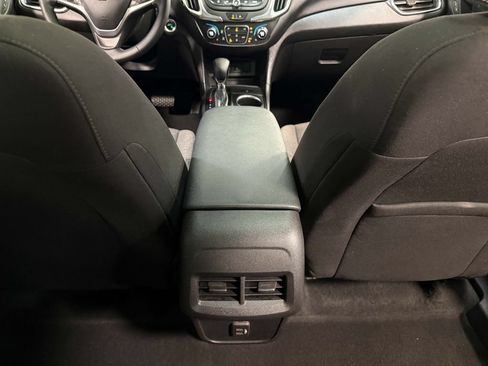 Used 2023 Chevrolet Equinox LT AWD/4WD image 73