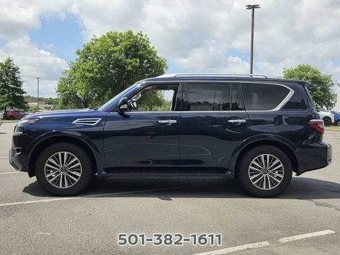 Used 2024 Nissan Armada SL w/ Captain's Chairs Package RWD image 2
