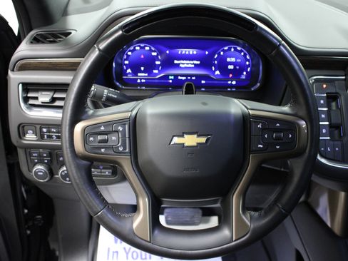 Used 2023 Chevrolet Tahoe High Country w/ Advanced Technology Package image 19