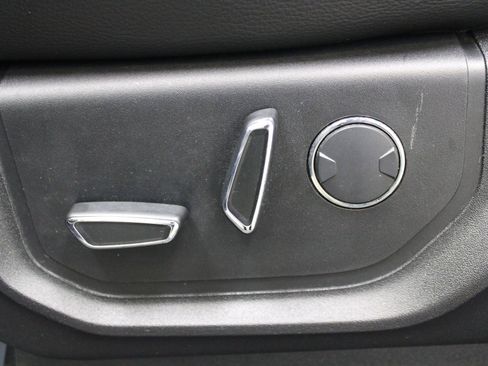 Used 2018 Ford F150 Lariat w/ Equipment Group 502A Luxury AWD/4WD image 48