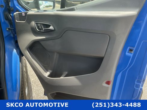 Used 2020 Ford Transit 250 Low Roof RWD image 12