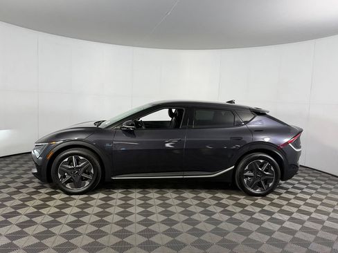 Used 2025 Kia EV6 Light RWD image 11