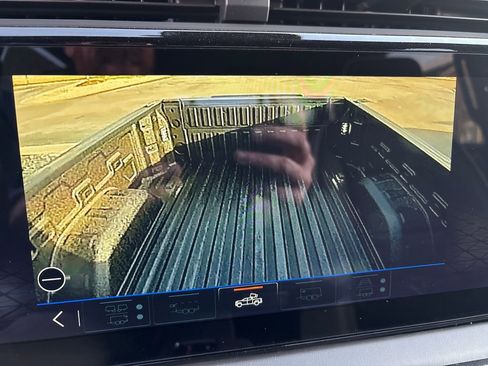 New 2026 GMC Sierra 1500 AT4X w/ LPO, Black Badging Package image 33