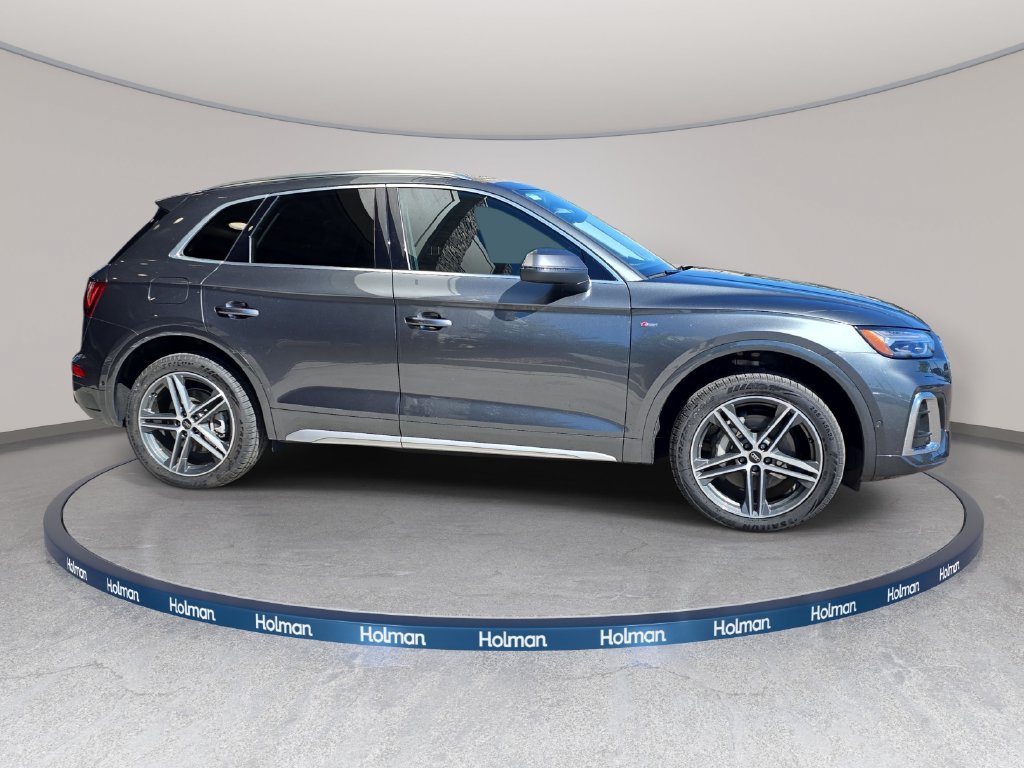 Used 2024 Audi Q5 e Prestige w/ Prestige Package AWD/4WD image 5