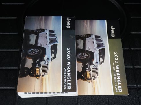 Used 2020 Jeep Wrangler Sport AWD/4WD image 23