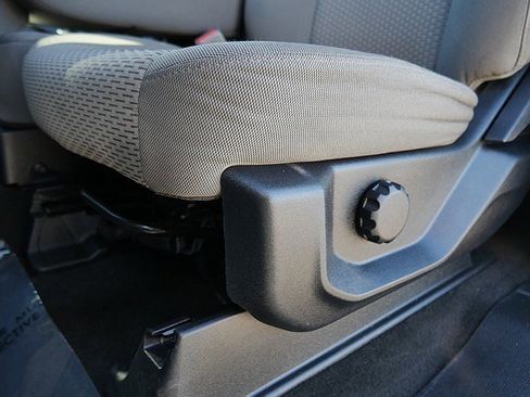 Used 2017 Ford F350 XLT image 12