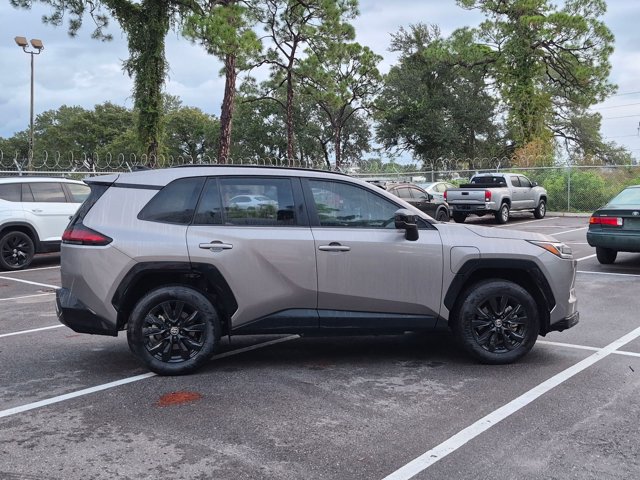 Used 2026 Toyota RAV4 SE w/ Convenience Package AWD/4WD image 4