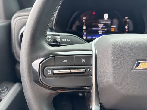 Used 2023 Chevrolet Colorado LT w/ LT Convenience Package AWD/4WD image 9