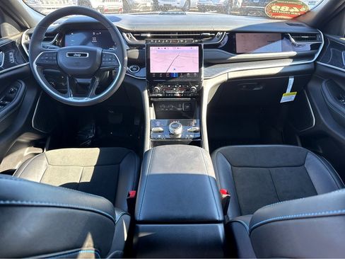 Certified 2022 Jeep Grand Cherokee Trailhawk image 13