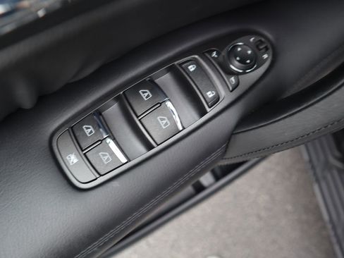 Used 2024 Nissan Armada SL w/ Cargo Package image 21