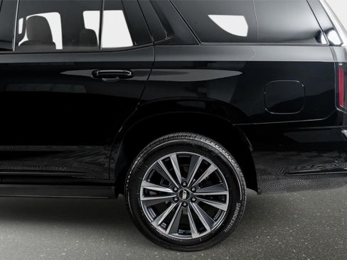 Used 2026 Cadillac Escalade Sport w/ LPO, Floor Liner Package AWD/4WD image 29