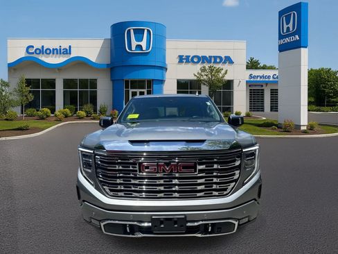 Used 2024 GMC Sierra 1500 Denali w/ Denali Reserve Package AWD/4WD image 10