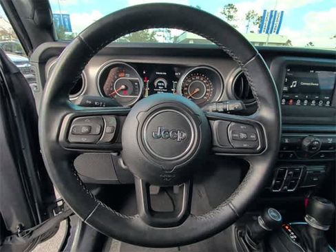 Used 2021 Jeep Wrangler Unlimited Sport image 19