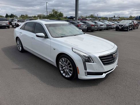 Used 2017 Cadillac CT6 Luxury AWD/4WD image 2