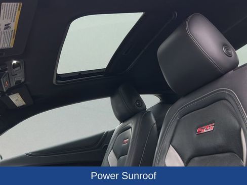 Used 2020 Chevrolet Camaro SS RWD image 13