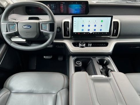 Certified 2025 Ford Expedition Max Active image 4