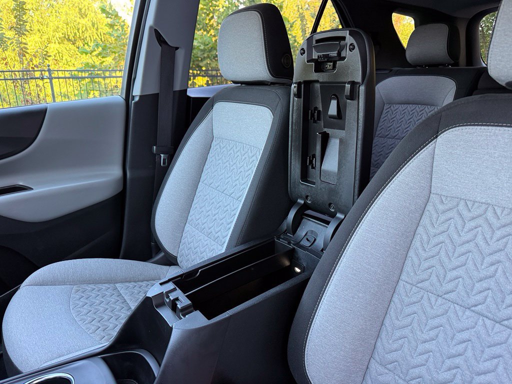 Used 2022 Chevrolet Equinox LT FWD image 20