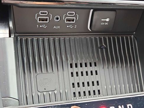 New 2026 Jeep Grand Cherokee Altitude image 30