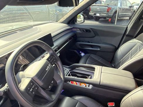 Used 2027 Kia Telluride SX Prestige X-Line w/ Towing Package AWD/4WD image 6