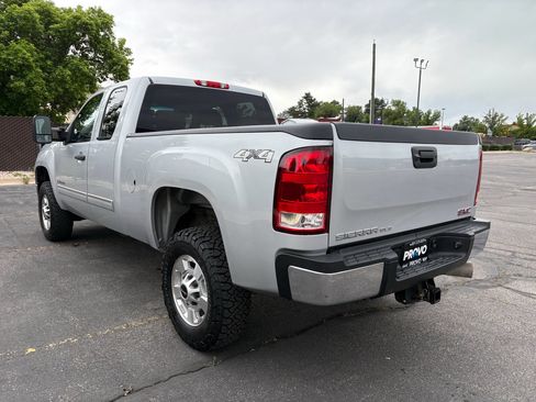 Used 2013 GMC Sierra 2500 SLE w/ SLE Preferred Package AWD/4WD image 10