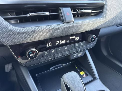 New 2026 Subaru Outback Limited AWD/4WD image 17