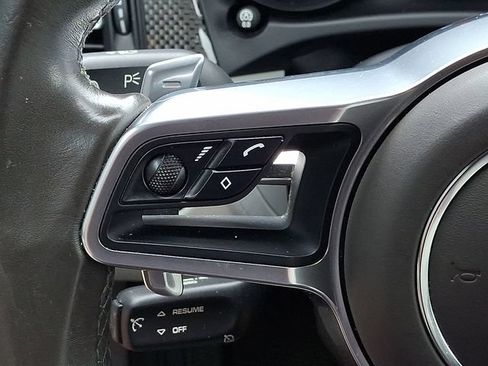 Certified 2021 Porsche Macan Turbo AWD/4WD image 25