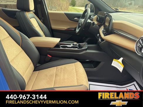 New 2025 Chevrolet Equinox ACTIV image 32