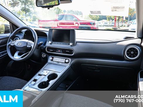 Used 2022 Hyundai Kona SEL w/ Cargo Package image 31