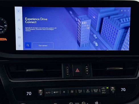 Certified 2024 Lexus ES 350 Ultra Luxury w/ Accessory Package (Z2) FWD image 13