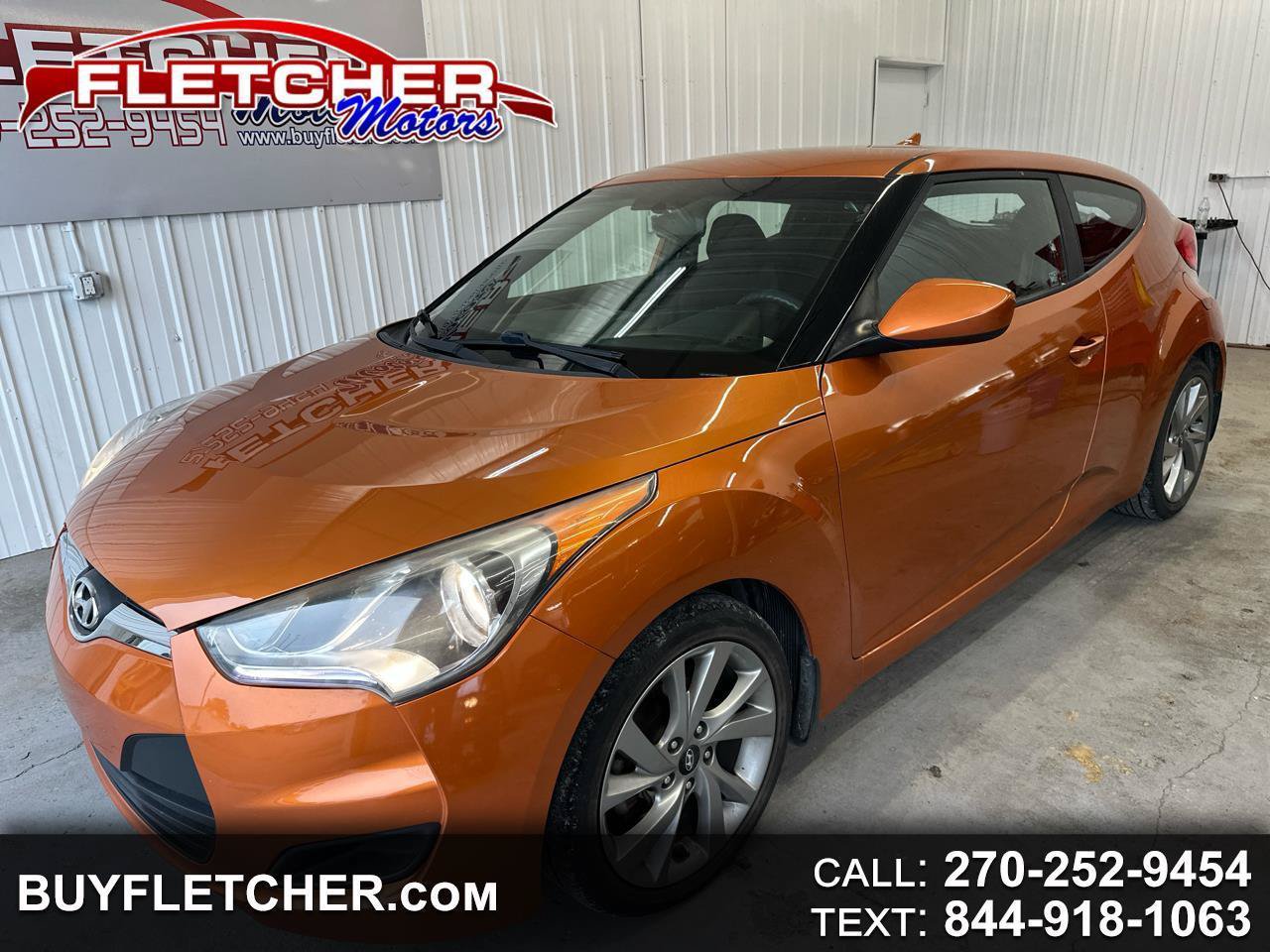 Used 2016 Hyundai Veloster FWD image 1