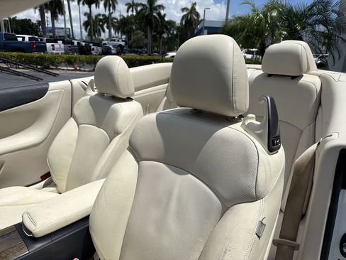 Used 2010 Lexus IS 350C RWD image 22
