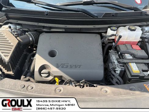 Used 2023 Buick Enclave Essence w/ Sport Touring Edition AWD/4WD image 22