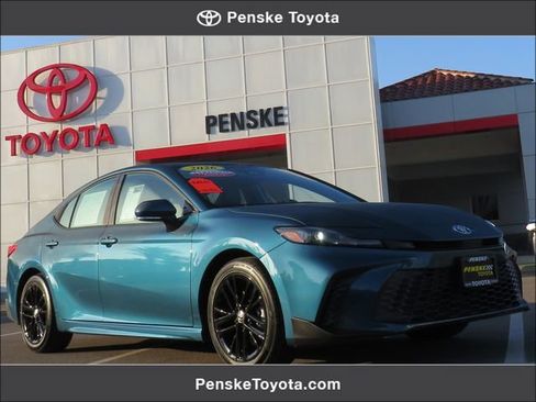 Certified 2026 Toyota Camry SE image 1